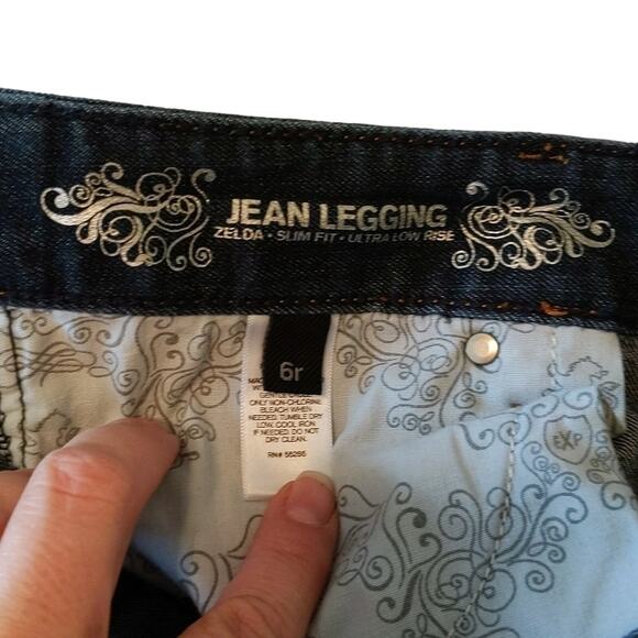 EUC Express Zelda Skinny Jeans, 6 - Picture 6 of 7